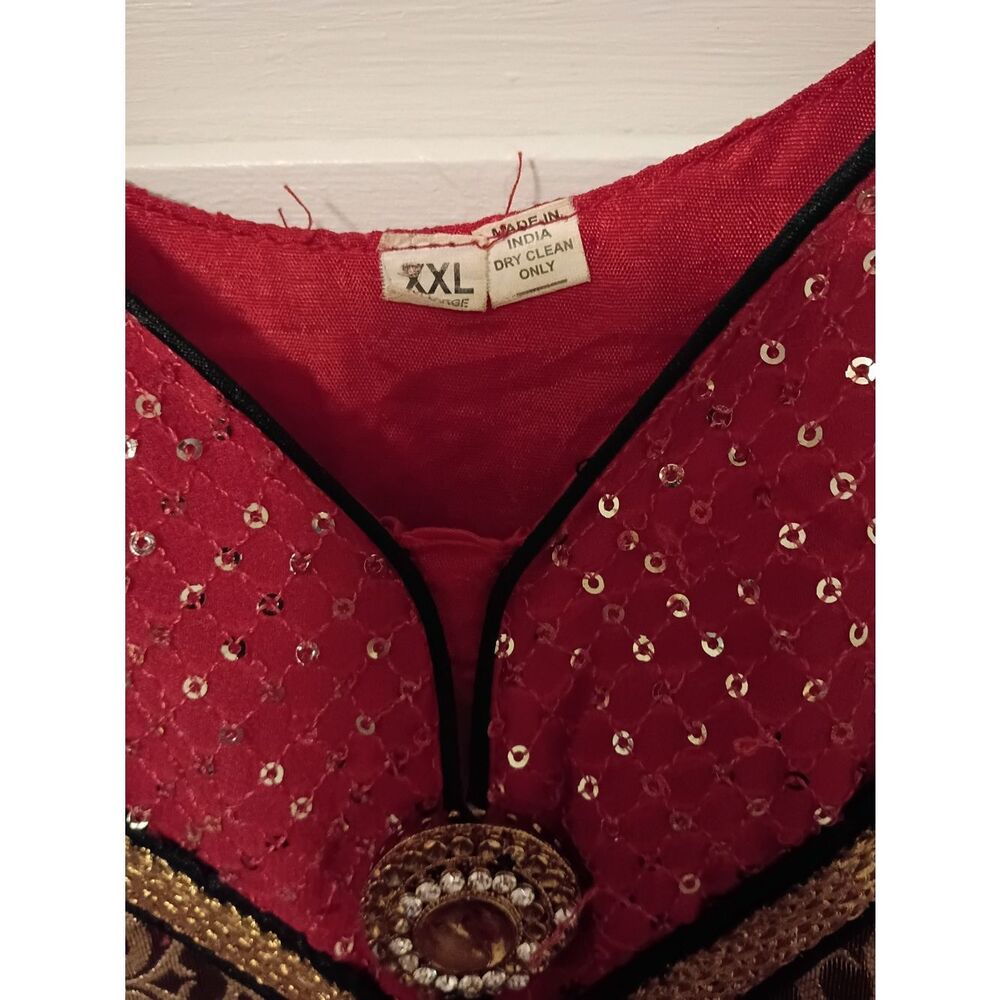 Elegant Red and Gold Anarkali Dress - Picture 4 of 6
